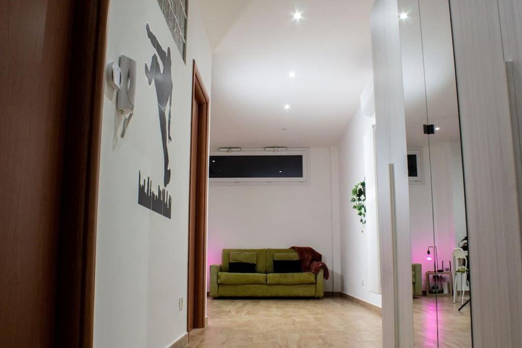 Urban Loft - Purple Loft *
